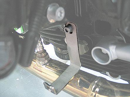 istruzioni di montaggio AC Schnitzer spoiler anteriore - R 1200 R - 2. montaggio spoiler anteriore... ( continua ) Montare il supporto (n.
