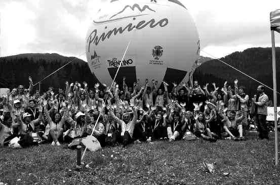 PRIMIERO: MONDIALI ISF DI ORIENTEERING MANIFESTAZIONI Il Primiero ha fatto centro e i Campionati Mondiali Studenteschi di Orienteering si sono rivelati un autentico successo.
