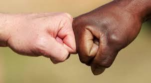 Motivazioni contro il razzismo: -non ci sono differenze psicologiche; -pari