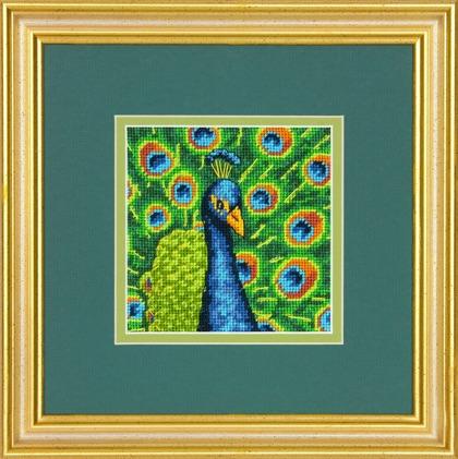 Scheda creata lunedì 09 marzo, 2015 Colorful Peacock Modello: KITDIM-71-07242 Fate risplendere i vostri interni con questo maestoso esemplare