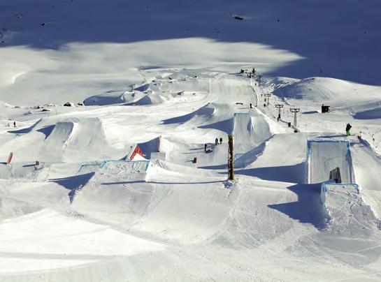 Allora attenetevi anche alle 3 seguenti regole: 1. Dopo aver tolto lo snowboard, posatelo sulla neve con gli attacchi rivolti verso il basso. 2.