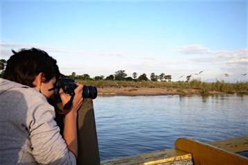 SPEDIZIONE 20: MALAWI, MWABVI! PAGINA 7 Guida ai safari Il safari in barca sul fiume Shire è un eccitante esperienza nel cuore dell Africa.