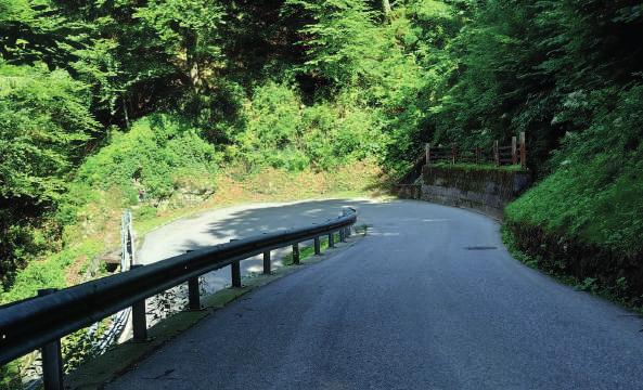 Sono state predisposte apposite aree di parcheggio nell abitato di Ampezzo.