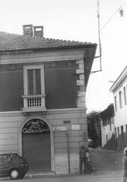 Casa Piazza Marconi 2/8 Paullo (MI) Link risorsa: http://www.lombardiabeniculturali.