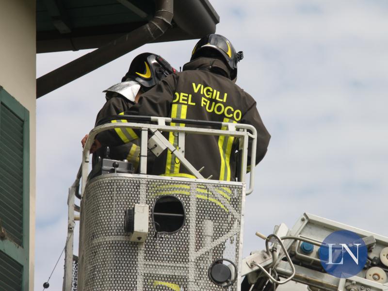 siamo messi alla prova 4 Esplosione con, a seguire, incendio Questa mattina hanno dovuto nuovamente mostrare prontezza di riflessi e capacità di azione.