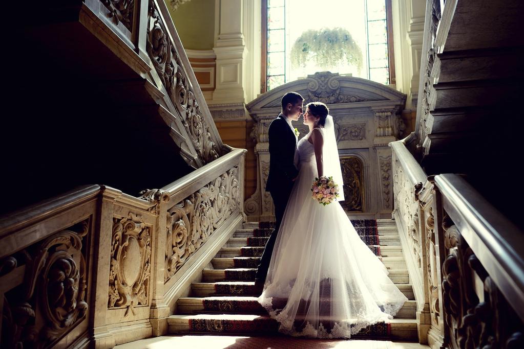 SPOSARSI IN TOSCANA: CASTELLI E RESIDENZE VICINO AREZZO Sposarsi in Toscana è per molte coppie la realizzazione di un sogno.