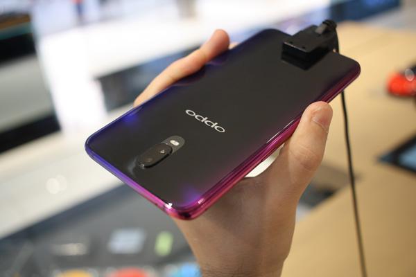 Nel pieno dell'estate, a pochi giorni dal ferragosto, OPPO ha presentato dei nuovi smartphone di fascia medio-alta.