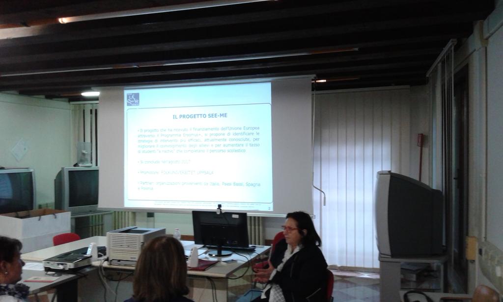 Foto del seminario formativo del 25 maggio 2017 Le attività di sperimentazione sono state viste come un opportunità per ciascun Istituto coinvolto, di poter utilizzare degli strumenti elaborati in