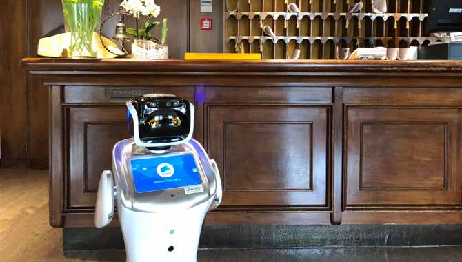 Paolo Piri, un simpatico robot al servizio dei tuoi Clienti Può un robot rendere più emozionante il soggiorno in hotel? La riposta è sì.
