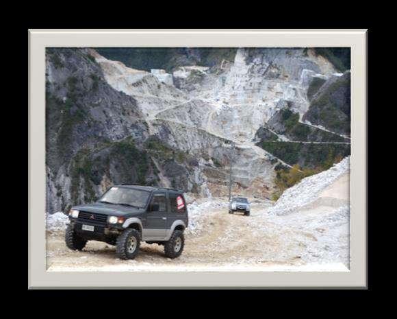 4**** -cena a base di prodotti tipici -tour alle cave di marmo.