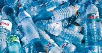Un grande problema legato alla gestione della spazzatura è la produzione di rifiuti plastici.