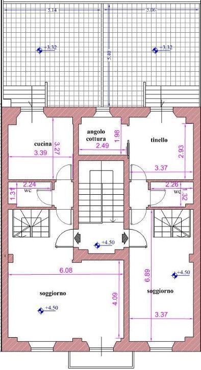 Interno 3 Orientamento: Fronte Strada Tipologia: Appartamento Piano: Primo Piano-Secondo Piano N Camere: 2 N Bagni: 3 Piano Primo 55 Mq Piano Secondo 66 Mq Cantina: 12 Mq Terrazza: Balcone: Aria