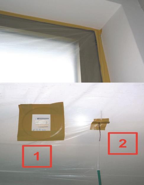 Mettendo in depressione la stanza o l'appartamento con il sistema Blower Door, si crea un differenziale di pressione e, nello spazio tra la finestra e il telo si crea una differenza di pressione.