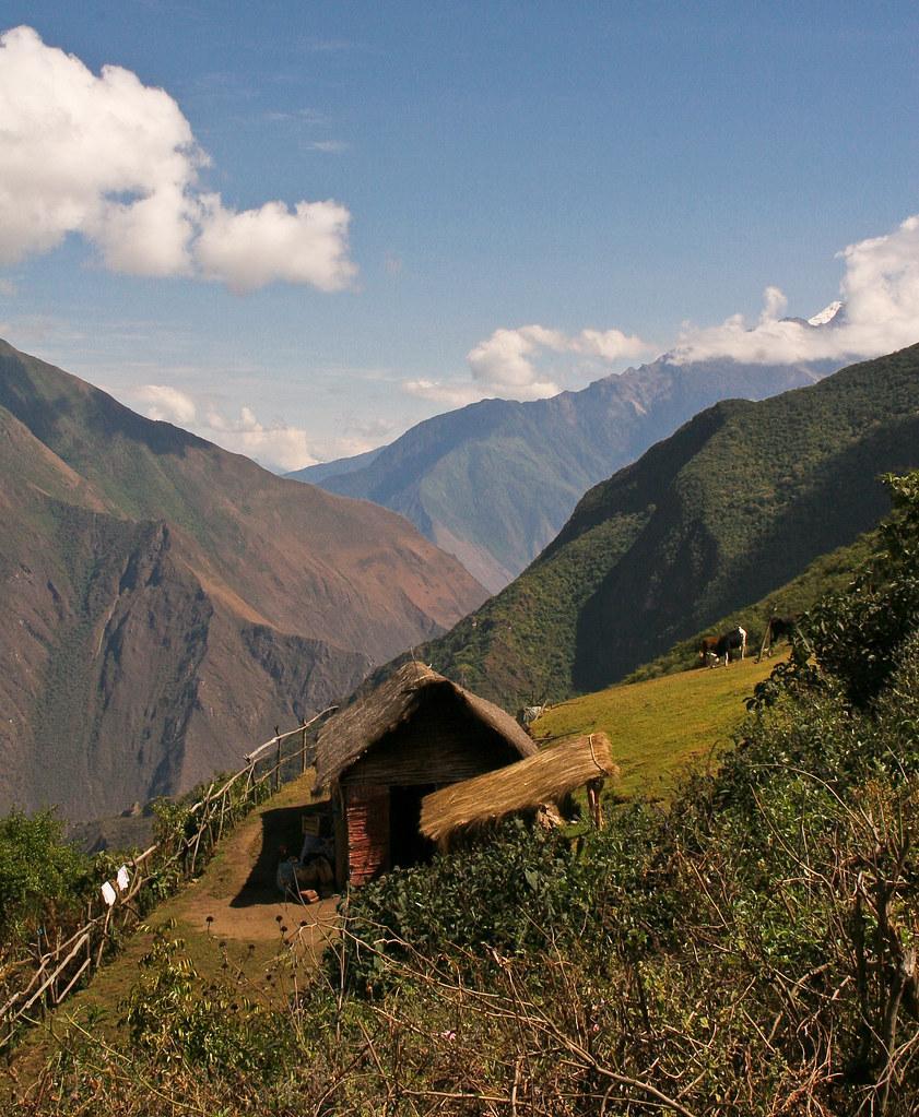 transfer privato verso Cachora, una comunità andina che si trova a 5 ore da Cusco ad un altezza di 2580 metri.