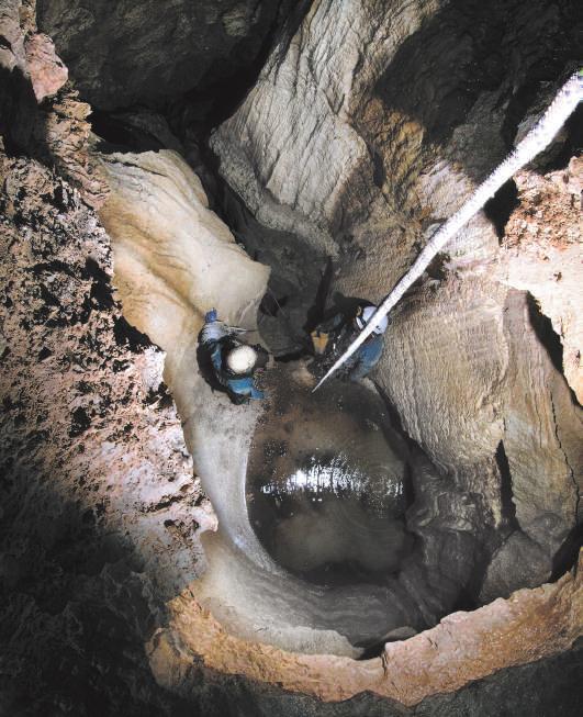 Reportage - Monti Aurunci Esplorazioni recenti In sette anni di attività il GGCR ha scoperto e messo a catasto n. 170 di cavità nei Monti Aurunci.