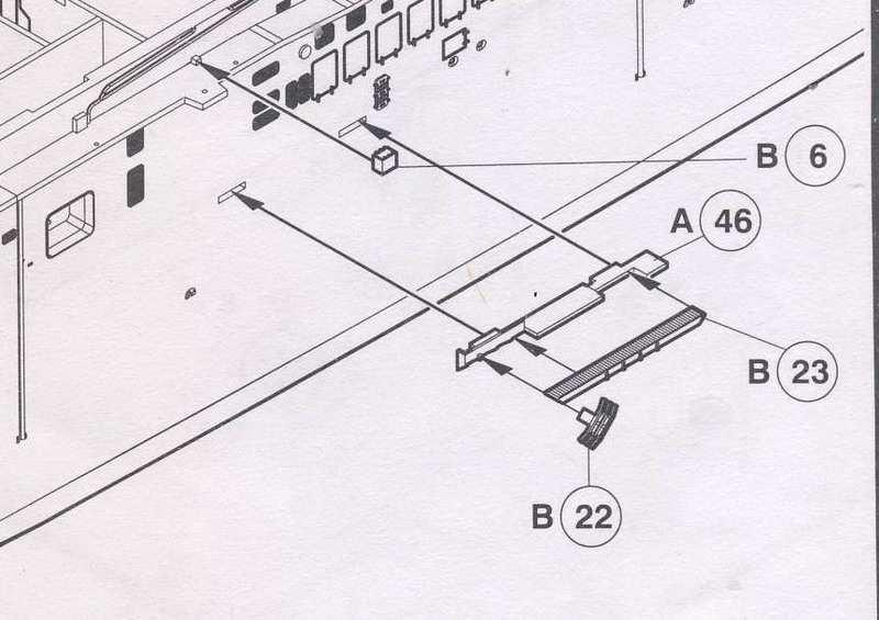 Ho poi iniziato a montare tutti i particolari esterni allo scafo che sono una quantità impressionante; non capisco perché molti di essi