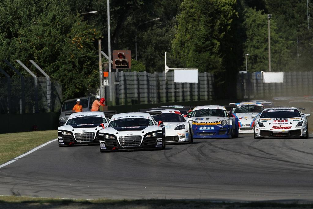 LE NOVITA DELLA STAGIONE 2012 GLI APPUNTAMENTI DEL 2012 VALLELUNGA 05/05 Format di gara Formula vincente non si cambia e, dunque, il format di gara della 10^ edizione del tricolore GT ricalcherà