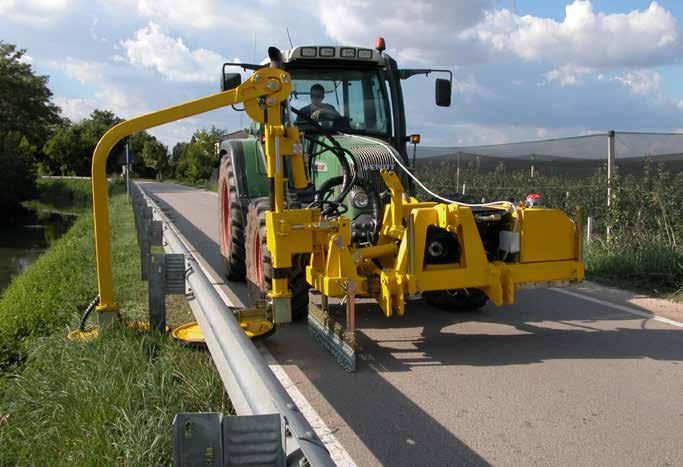 azionato da presa di forza a 1000 giri al minuto (540 a richiesta).