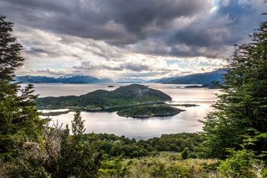 Qui ci attende un escursione che ci condurrà a un punto panoramico dal quale osserveremo il ghiacciaio omonimo la