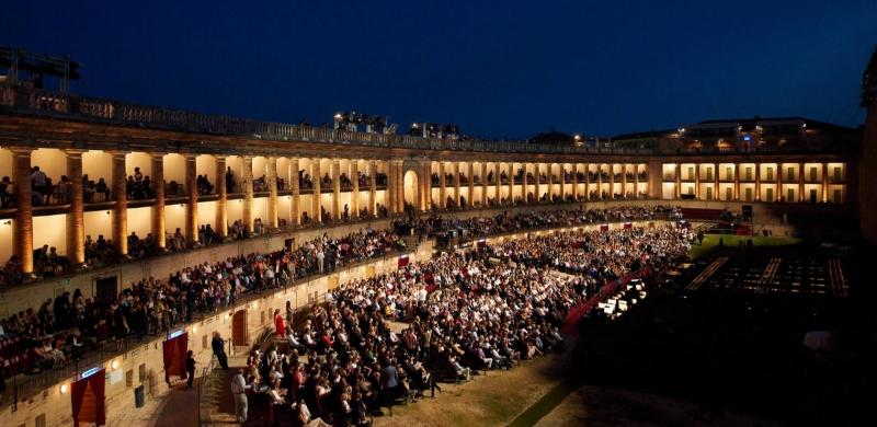 Data: Da sabato 10 a domenica 11 agosto 2019 Riprendiamo un iniziativa che negli anni passati a Verona e nella stessa Macerata ci aveva fatto apprezzare l opera lirica, condita anche dalla conoscenza