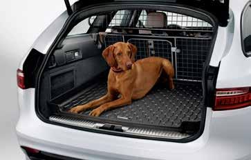 PET PACK Pet Pack con tappeto* Combina il tappeto in gomma dell area di carico con la griglia divisoria ad altezza integrale per proteggere sia il tuo veicolo che il tuo animale.