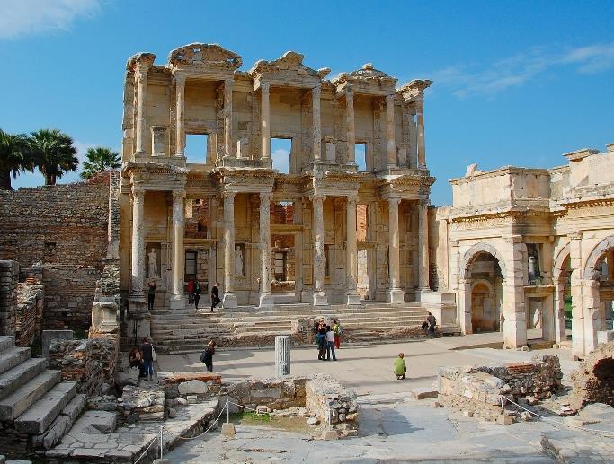 9 Giorno: 05 Ottobre 2019 Pamukkale Efeso - Izmir Prima colazione in hotel. Partenza per Efeso, la Terra Santa ed il più importante centro romano di tutta l Asia Minore.