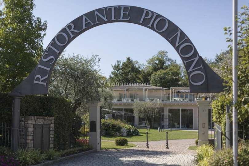 ritorneremo in Franciacorta a visitare una delle cantine più prestigiose del territorio: la cantina Bellavista.