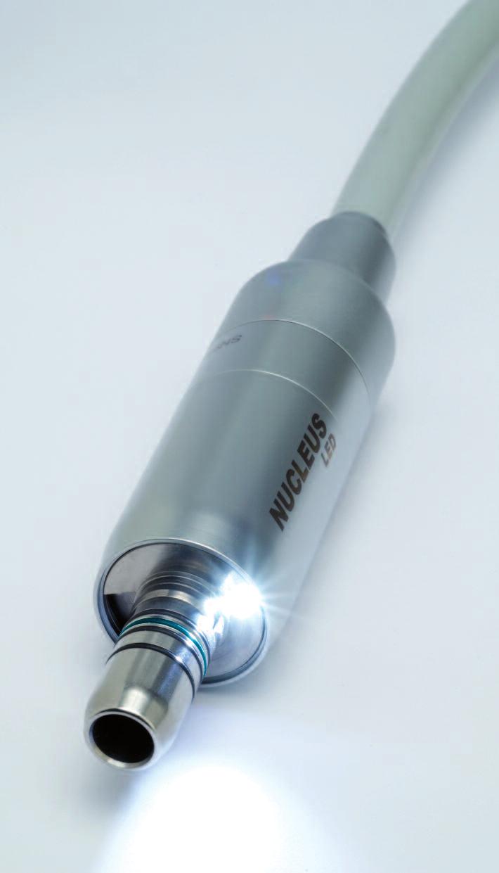 NUCLEUS LED Micromotore elettrico senza spazzole ad alte prestazioni, per procedure endodontiche, con velocità variabile in ambedue i sensi di rotazione.