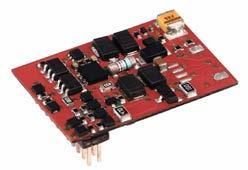 PIKO Digital PK46402 PIKO SmartDecoder 4.1 Next18 è un decoder digitale universale di ultima generazione con più uscite da 0,8 A. PIKO SmartDecoder 4.1 gestisce i formati DCC con Rail- ComPlus, Motorola e Selectrix e può essere utilizzato anche su sistemi analogici.