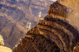 Itinerario di viaggio Day 9: Jebel Shams - Mascat Mattina: sveglia presto e trekking lungo la cosiddetta «Balcony Walk»,