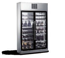 TOP PLUS Elegant design, touch-keys, no thickness and less depth. Design elegante, tasti a sfioramento, assenza di spessore e ridotta profondità. Where Dove 1Refrigerated showcases.