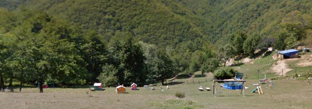 ..ad uso «verde attrezzato» da Google streetview (Agosto