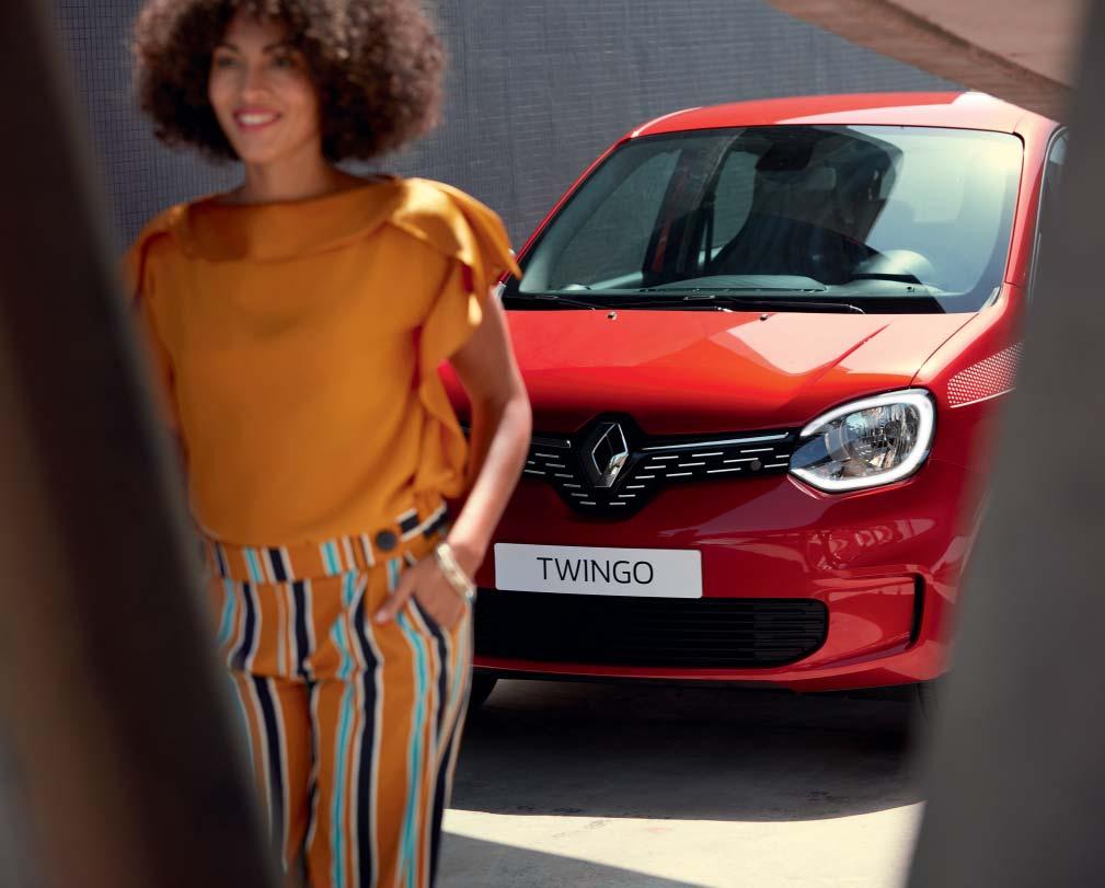 Nuova Renault TWINGO propone una vasta gamma di colori, di nuovi stripping e di
