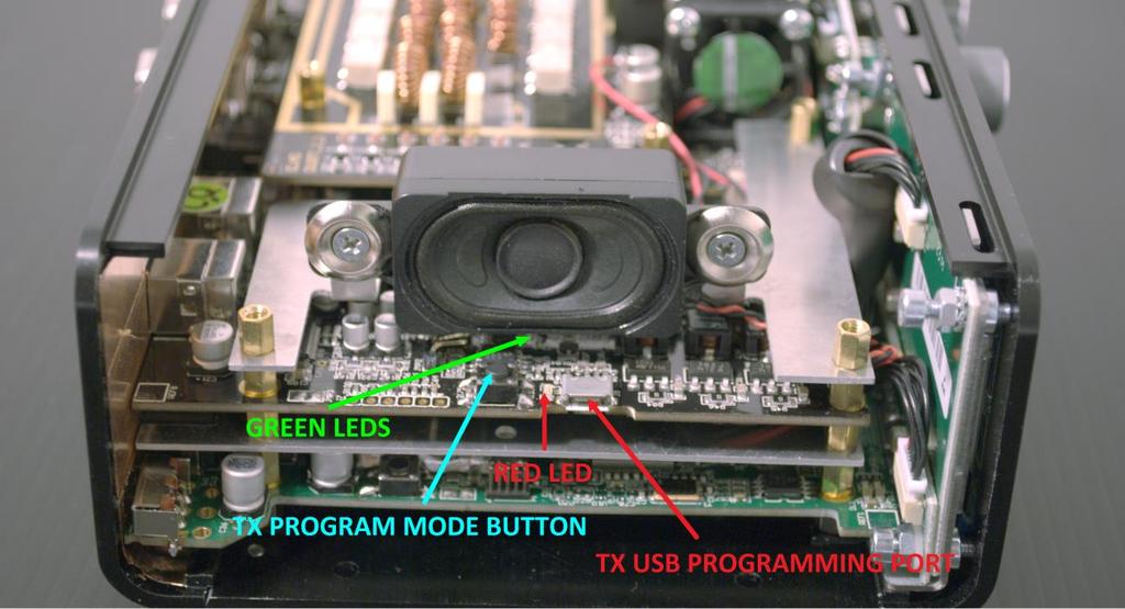 1.2 Aggiornamento del firmware TX Prima di tutto, effettuare il download dell ultimo firmware TX : http://sdr.eladit.com/fdm- DUO/Firmware%20Releases/ARM%20Tx%20Firmware/index.php?lang=IT.