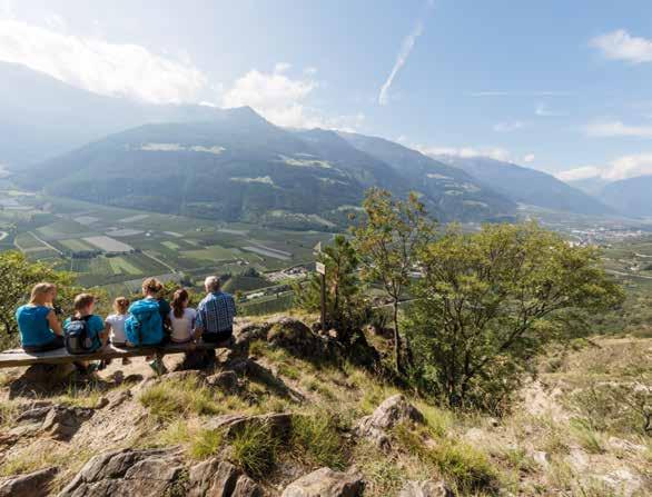 Merano Il castello di Castelbello e Castel Juval dominano la parte meridionale della Val Venosta.