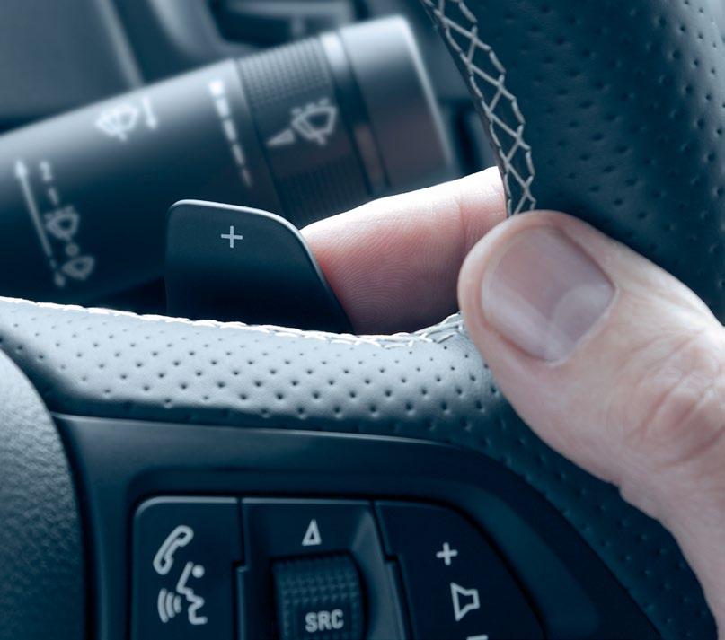 Modifica istantaneamente l assetto dell auto adattandosi ad ogni stile di guida e alle condizioni della strada.