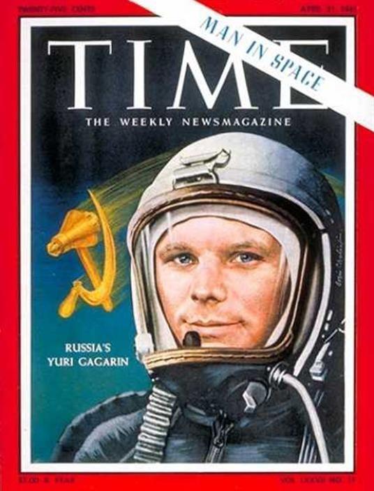 Il primo uomo nello spazio Il 12 Aprile 1961 l Unione Sovietica invia il primo cosmonauta nello spazio; Yuri Gagarin (1934-1968) completa un orbita intorno alla Terra; nel punto più alto la sua