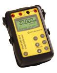 DPI802 indicatore di pressione con range da 25mbar a 700Bar con accuratezza fino allo 0.01%FS. DPI812 calibratore di termoresistenze. DPI822 calibratore di termocoppie.