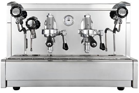 VULCANO Erogazione manuale con levetta delle dosi caffè Vaschetta regolabile su due altezze per «coffee-to-go» Carrozzeria in acciaio inox Lancia
