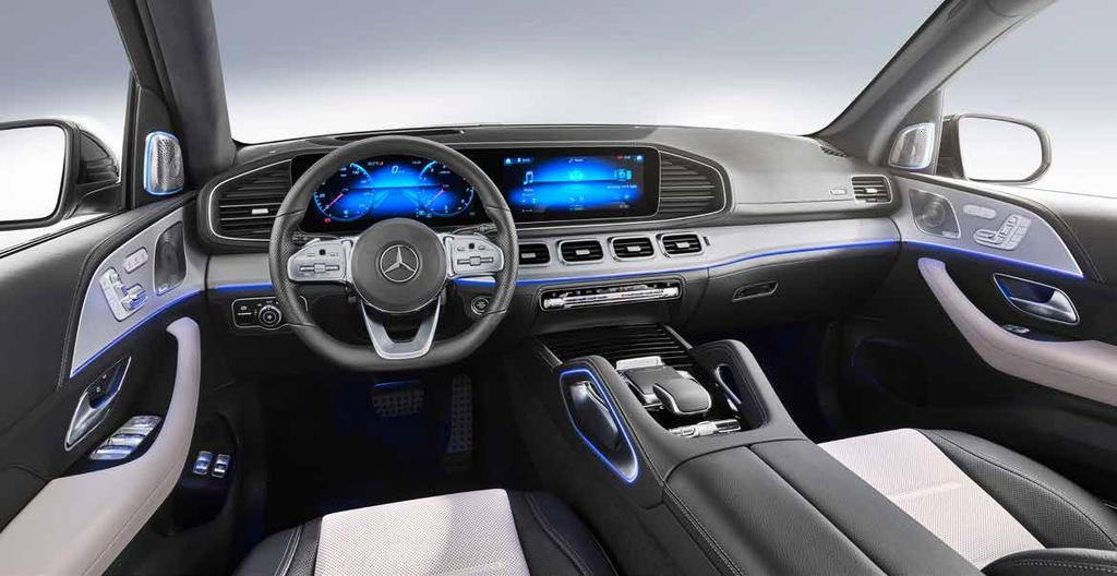 Nuova GLE SUV Il design degli esterni del nuovo Mercedes-Benz GLE, disponibile in tre versioni, EXECUTIVE, SPORT e PREMIUM, esprime forza e carattere, registrando un nuovo record di aerodinamica nel