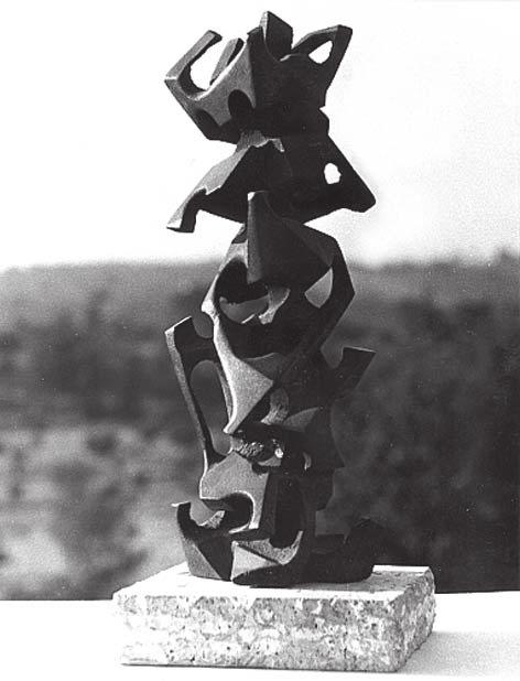 1957 SCULTURA Il tarlo s 18 Legno ricoperto in rame intagliato a tutto tondo 27,5x10x8 (senza base) Eredi Umberto Peschi (Rilevato tra le opere in successione ereditaria) Premio Internazionale di