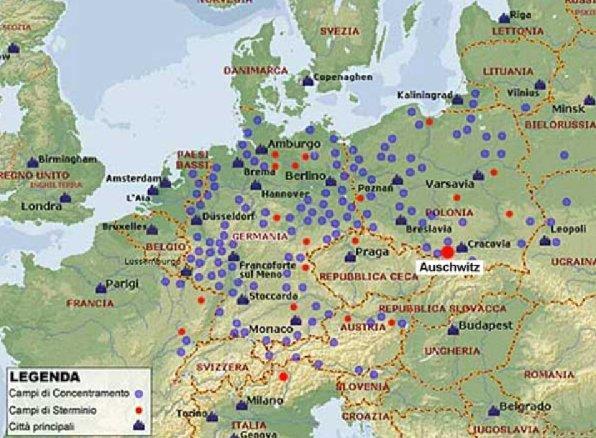 CAMPI DI CONCENTRAMENTO La costruzione dei campi di concentramento nazisti venne iniziata nel 1933.