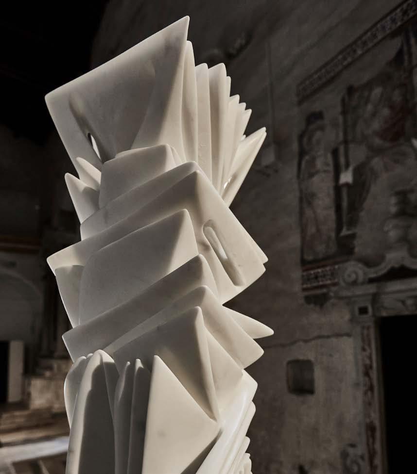 86 UNTITLED, 2017 Statuary Carrara marble 127 x 29 x
