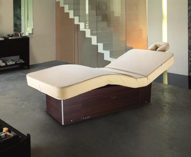 Thanks to its three independent height, backrest and legrest adjustments, the Portofino treatment table is ideal for a wide range of treatments, including facial and body treatments, massages and Spa
