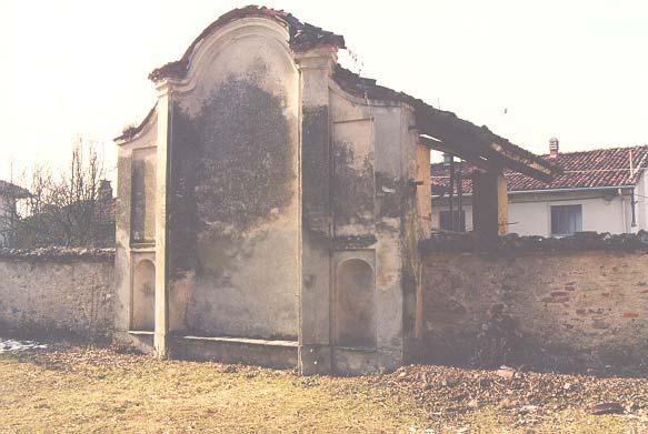 ; edificio N_21 Foto 1 : vista della facciata antistante PRESCRIZIONI PARTICOLARI Nell ambito di particolare pregio viene sottoposto ad