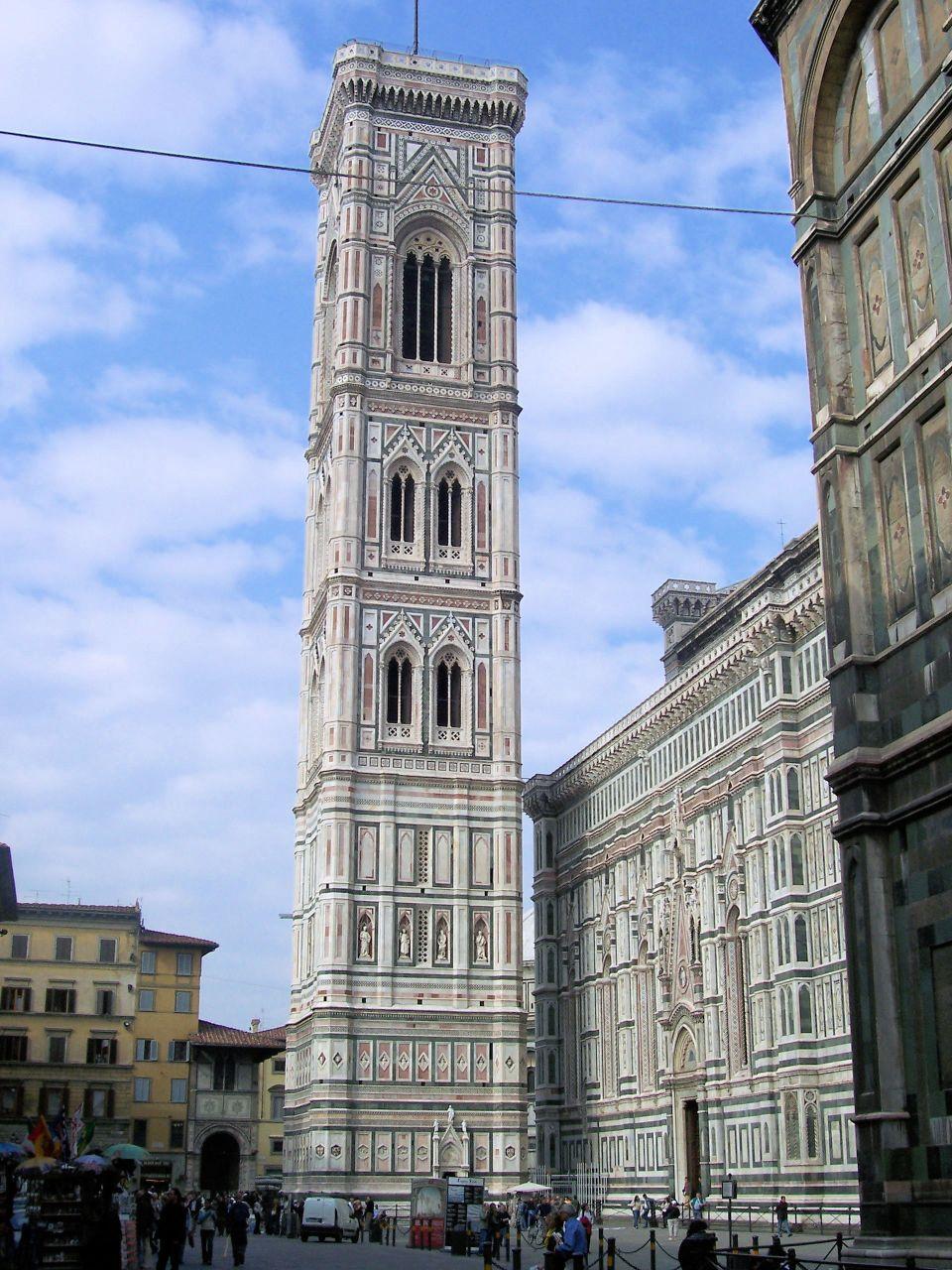 Il Campanile di Giotto o Torre Campanaria della cattedrale di Firenze, si trova in piazza del Duomo.