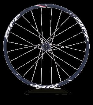 30 COURSE Le ruote Zipp 30 Course in alluminio sono un concentrato di emozioni come il vostro giorno più bello in bici.