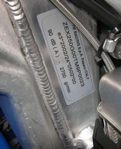 of the steering metal tube. In the END, SMR, SMM models, the serial number is also stated on a plate positioned on the left hand side. See photo.