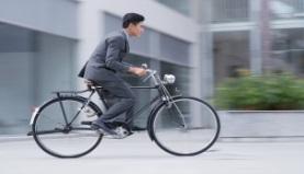 Azioni di riduzione delle emissioni: intervento 10 Incremento mobilità ciclistica Sono state effettuate nel 2016 alcune valutazioni preliminari nella tesi «In bici al Politecnico.