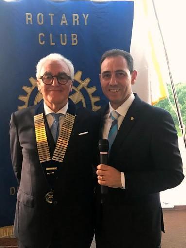 ATTUALITÀ 26 GIUGNO 2019, 16:18 Rotary Saluzzo: cambio di presidenza, ingresso di un nuovo socio e sei riconoscimenti Paul Harris Luigi Musacchio è il nuovo presidente in carica per l anno sociale